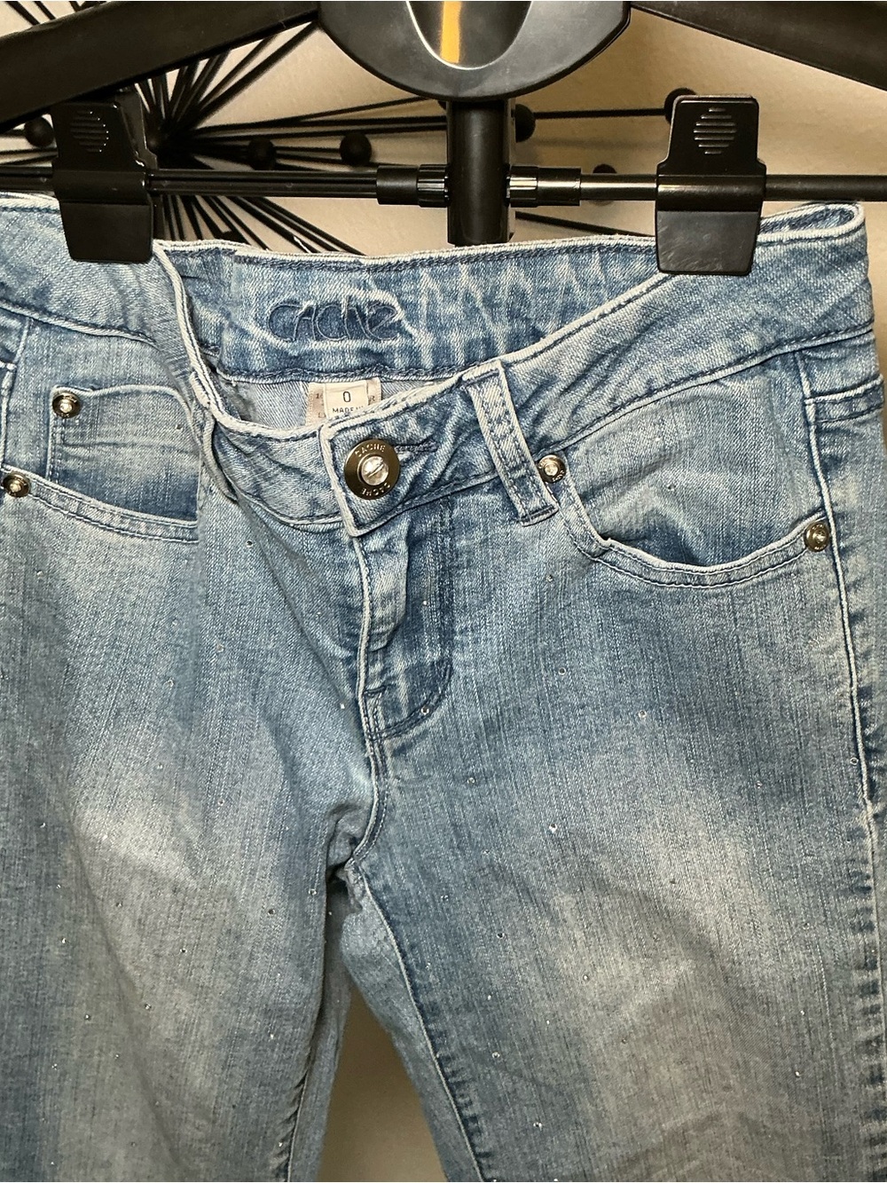 Cache Rhinestone Light Wash Cropped Jeans Size 0 Y2K - Picture 5 of 5